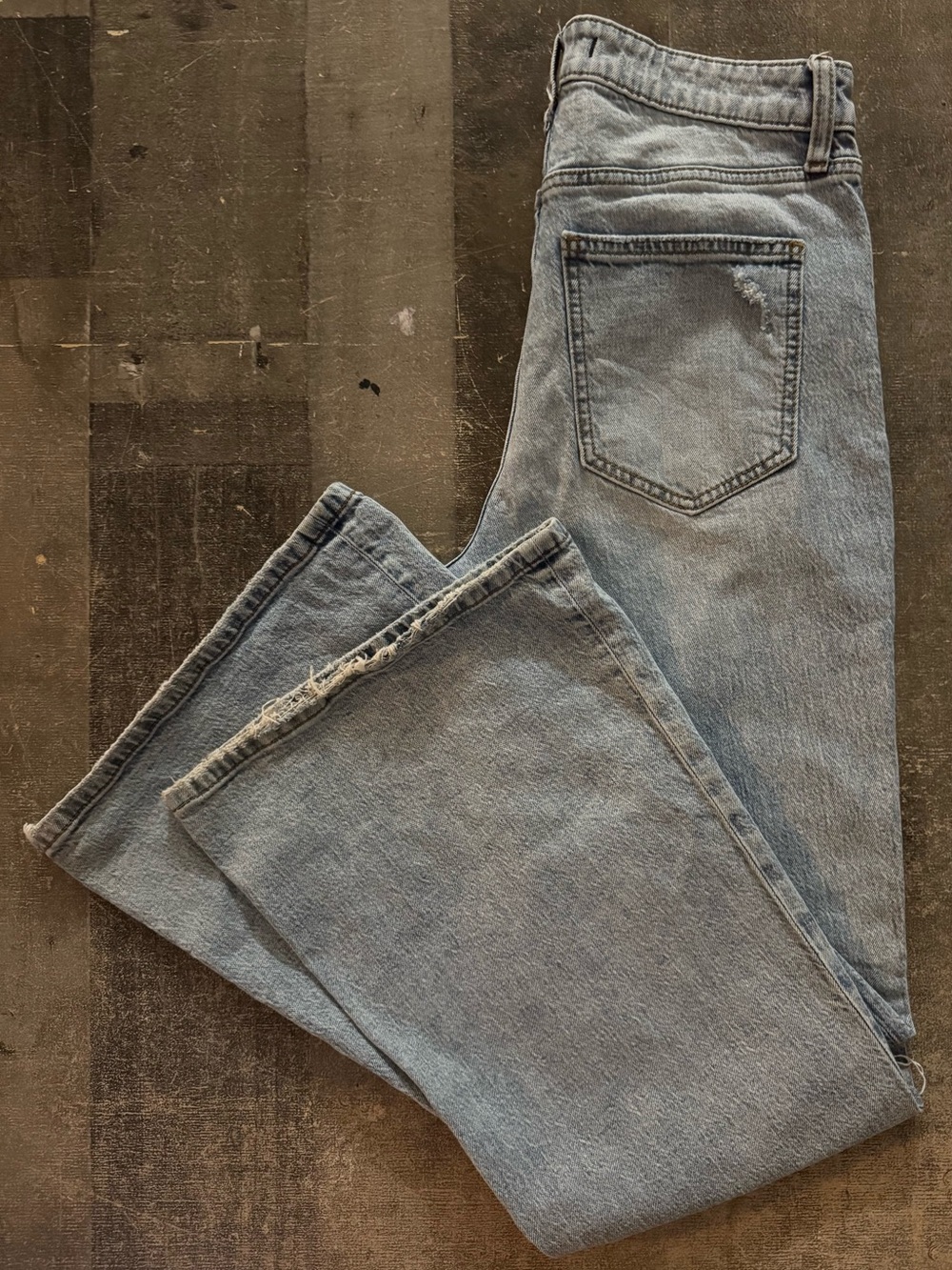 Willow & Root High-Rise Wide-Leg Flare Women’s Jeans in Light Wash